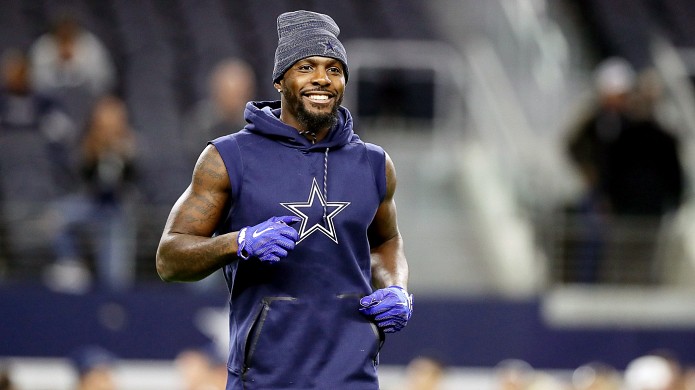 dez bryant no shirt