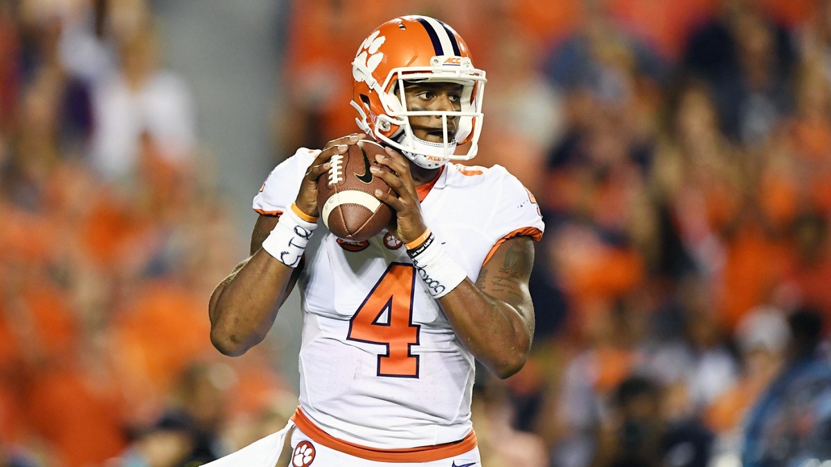 49ers will meet with QB Deshaun Watson on Friday night ...